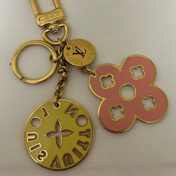 Louis Vuitton Bag Charm - Picture 9 of 13
